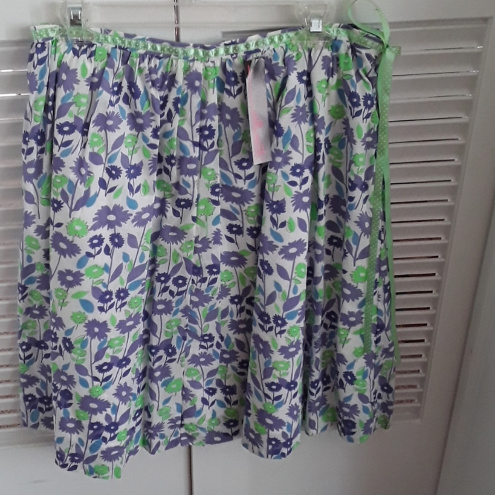 Willi Smith Flowered Skirt NEW!